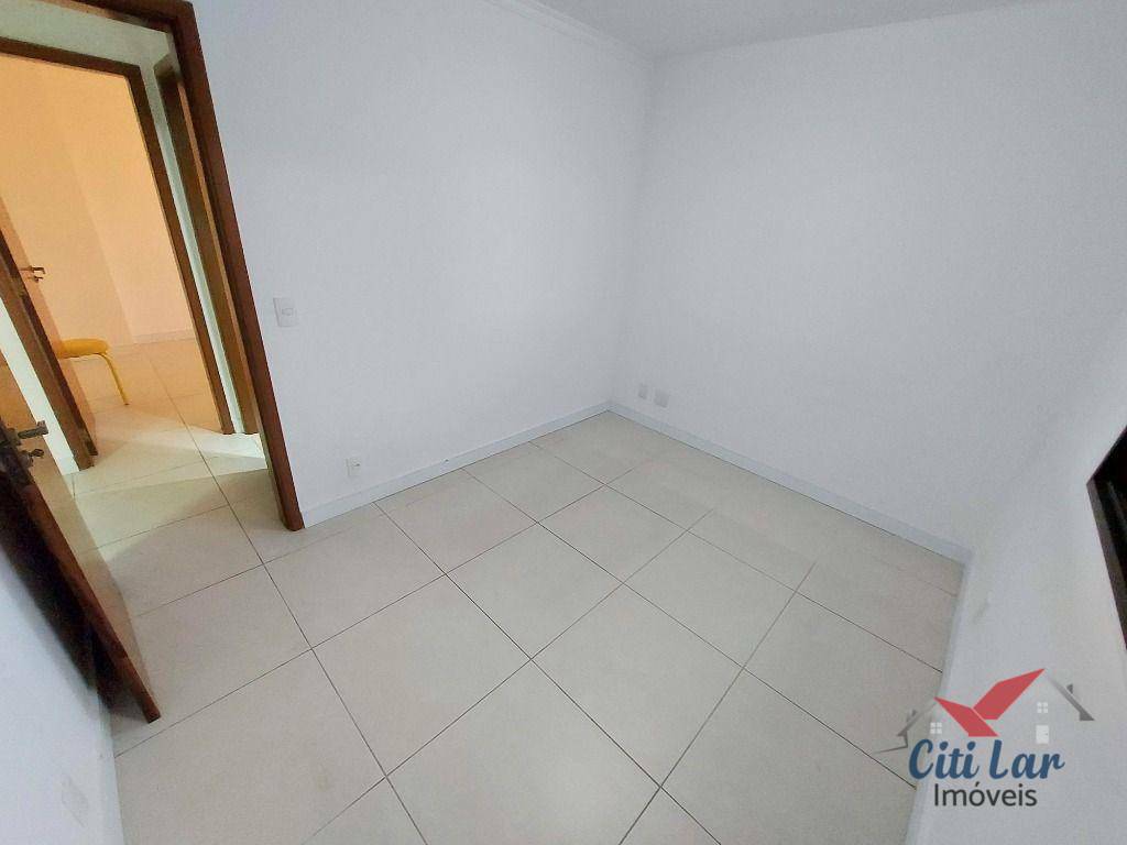 Apartamento à venda com 2 quartos, 60m² - Foto 22