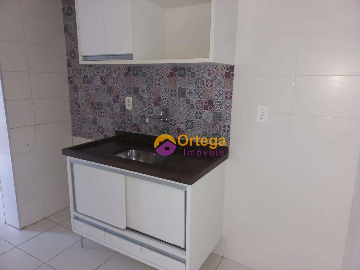 Apartamento à venda com 2 quartos, 72m² - Foto 9