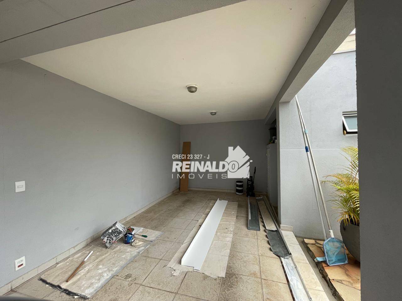 Casa à venda com 3 quartos, 201m² - Foto 28