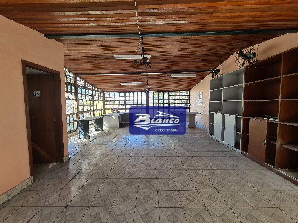 Sobrado à venda com 3 quartos, 800m² - Foto 56