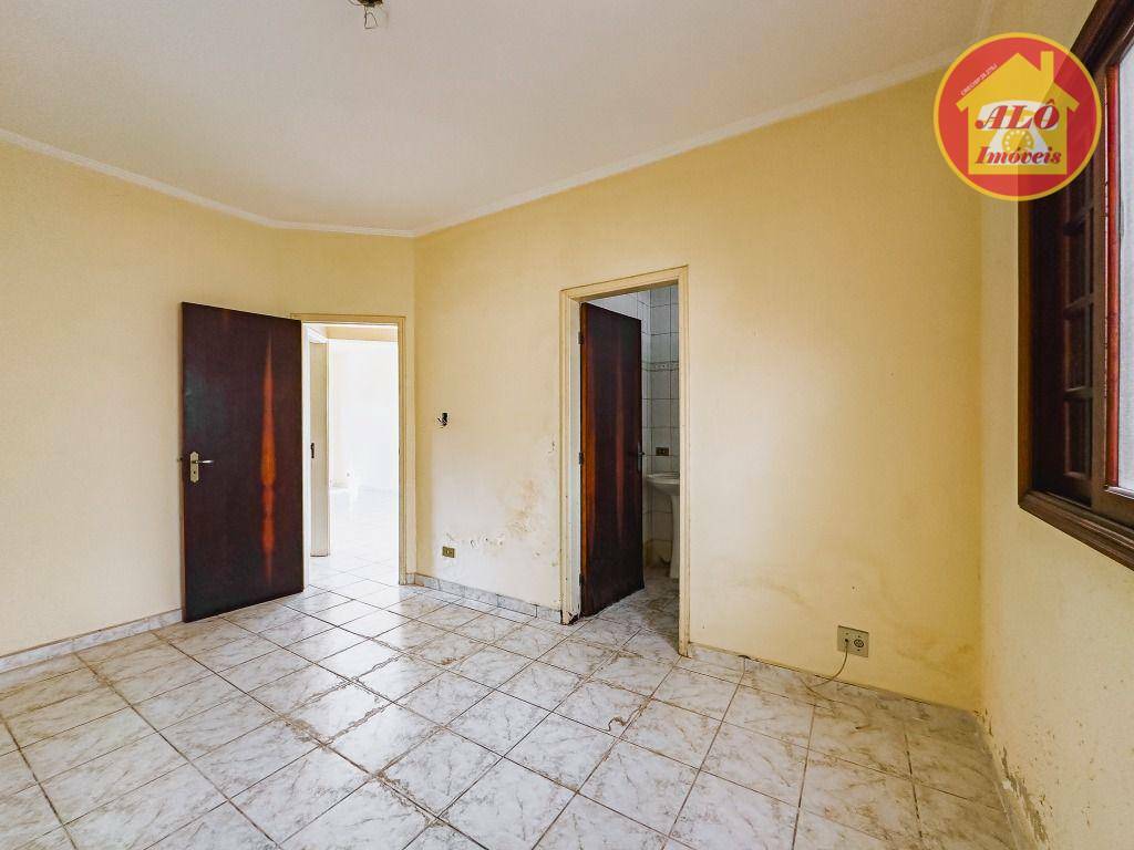 Casa à venda com 2 quartos, 75m² - Foto 13