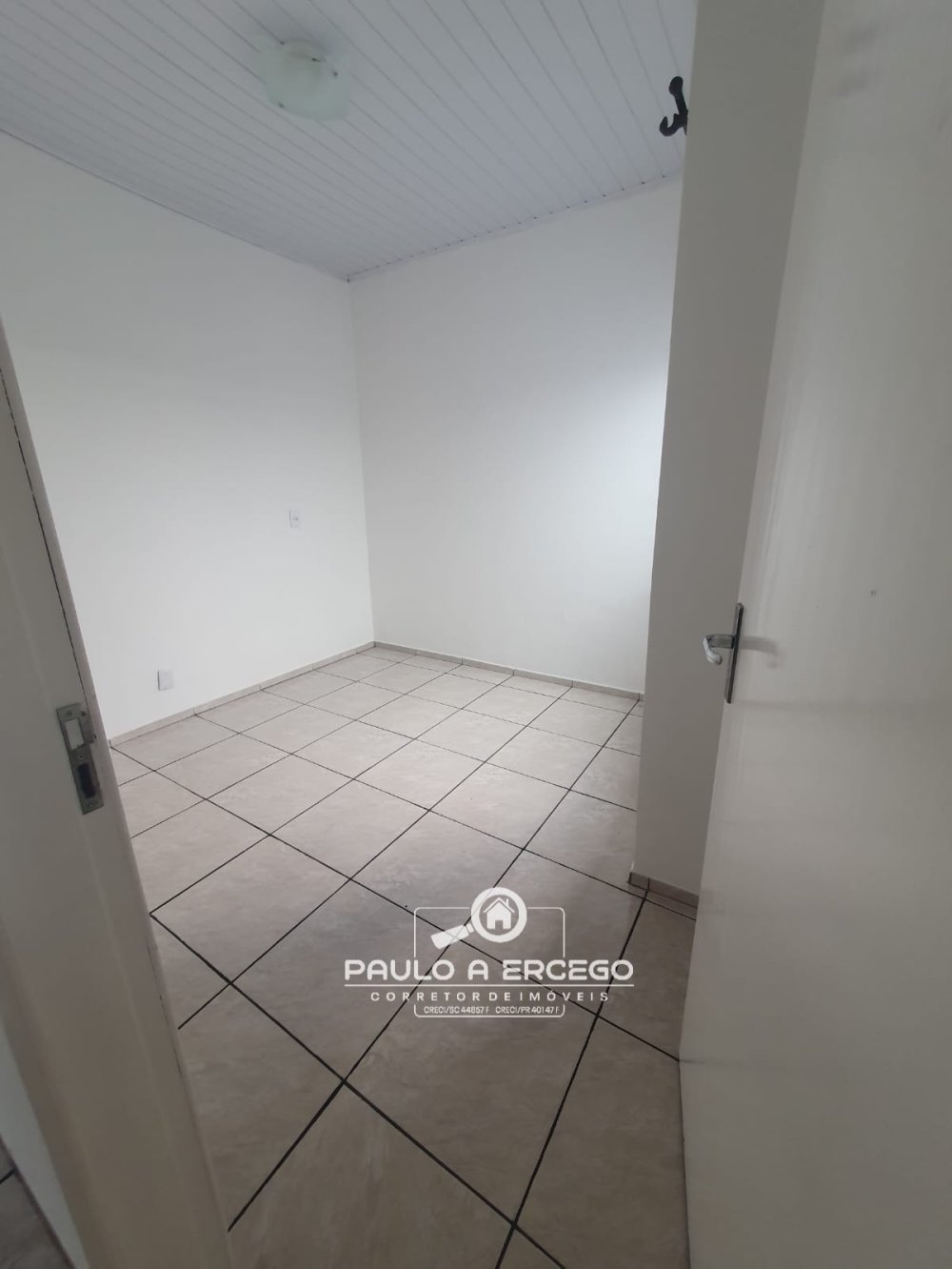 Casa à venda com 3 quartos, 137m² - Foto 11