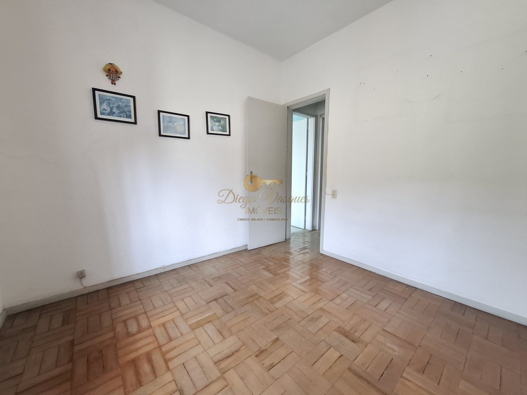 Casa à venda com 2 quartos, 80m² - Foto 14