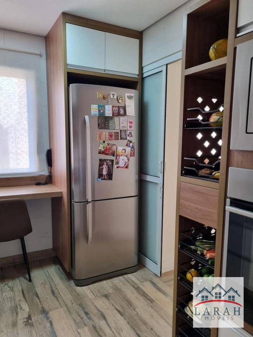 Apartamento à venda com 3 quartos, 163m² - Foto 2