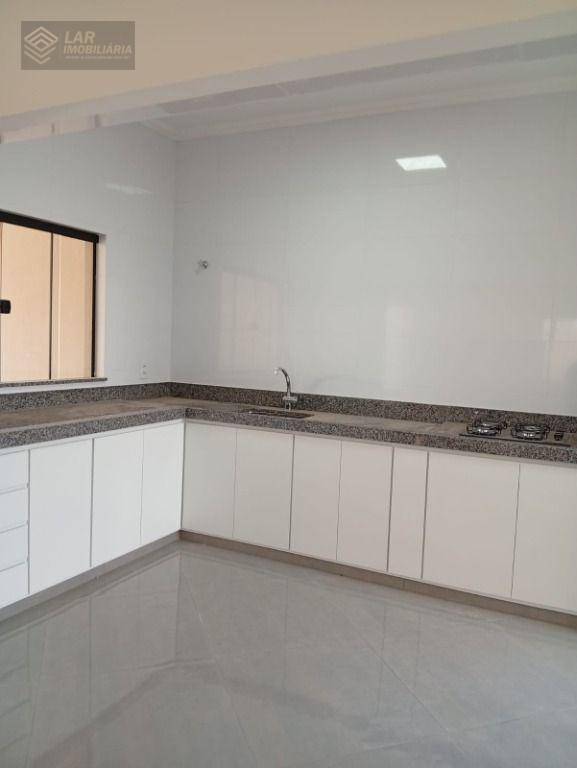 Casa de Condomínio para alugar com 3 quartos, 150m² - Foto 22