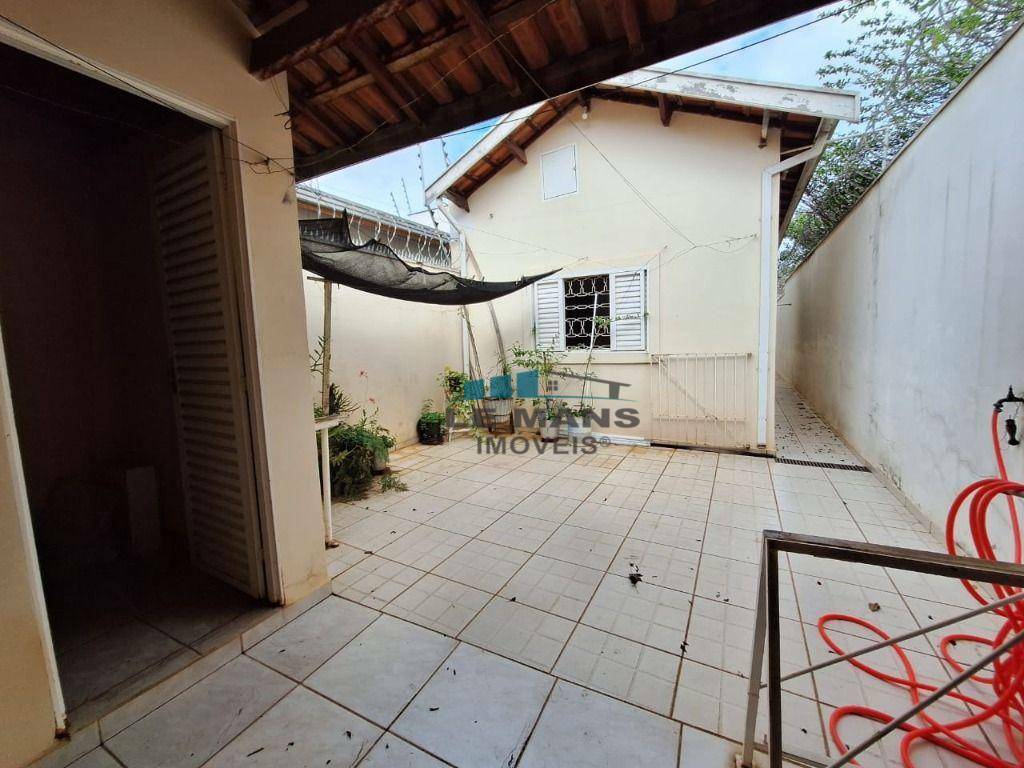 Casa à venda com 2 quartos, 105m² - Foto 14