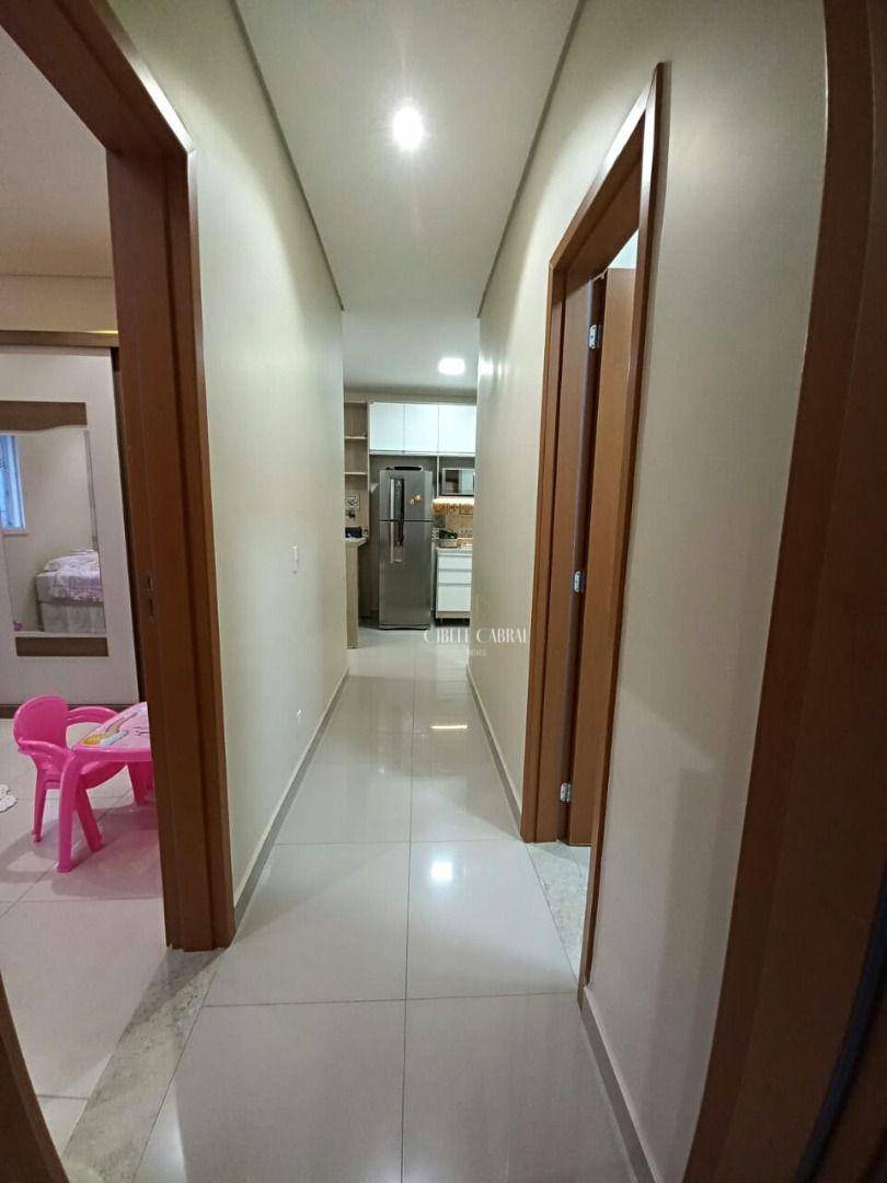 Apartamento à venda com 2 quartos, 72m² - Foto 6