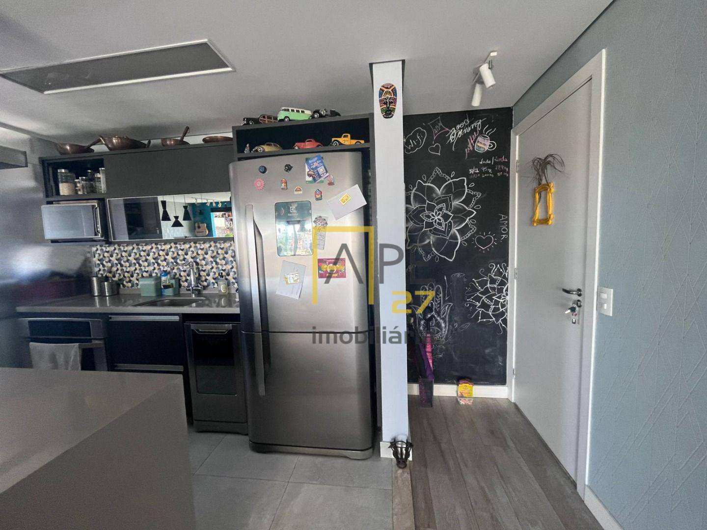 Apartamento para alugar com 2 quartos, 86m² - Foto 9