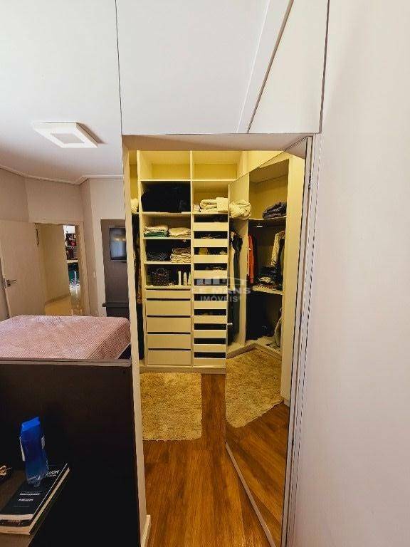 Casa de Condomínio à venda com 3 quartos, 208m² - Foto 38