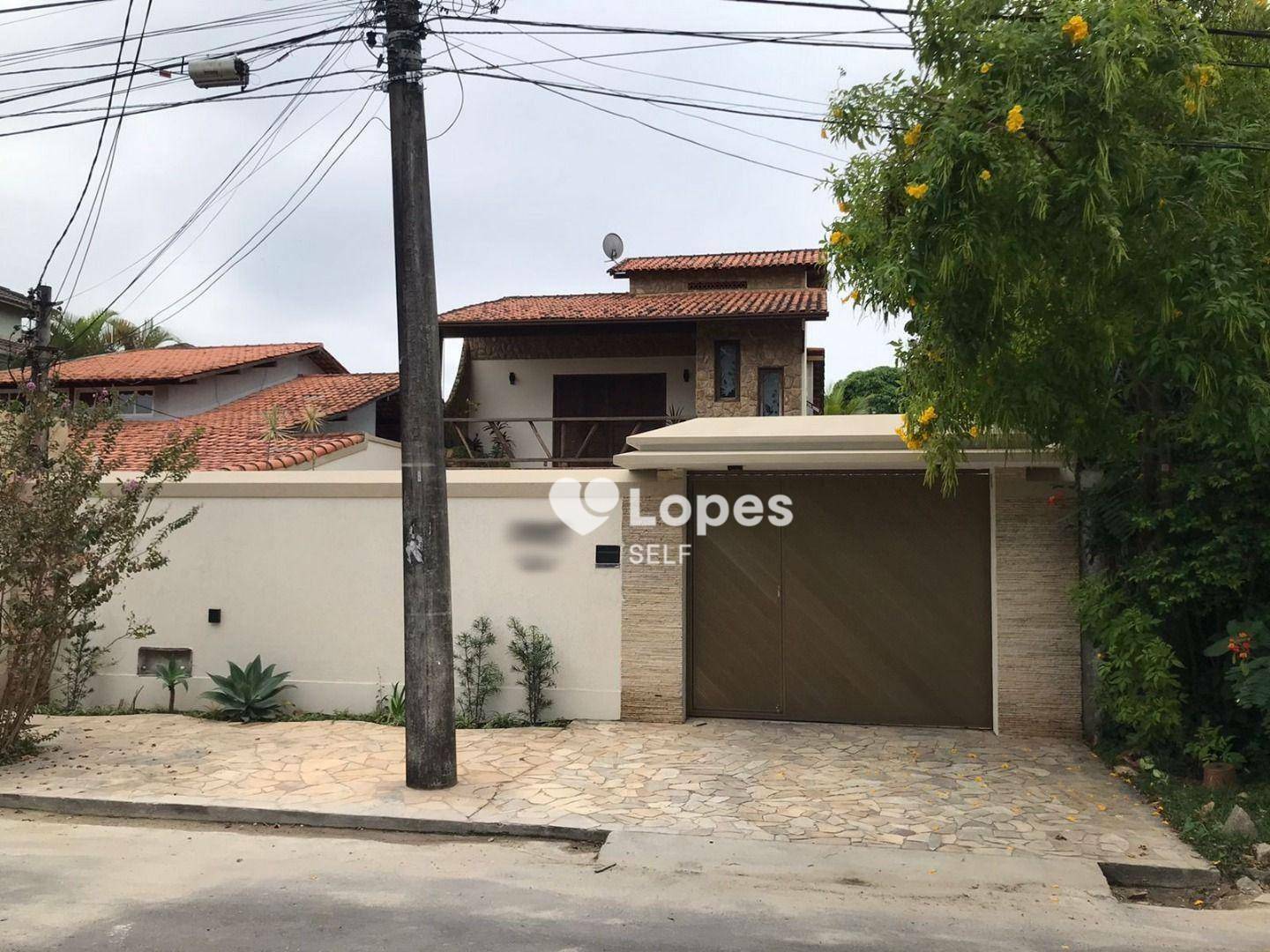 Casa à venda com 4 quartos, 236m² - Foto 3