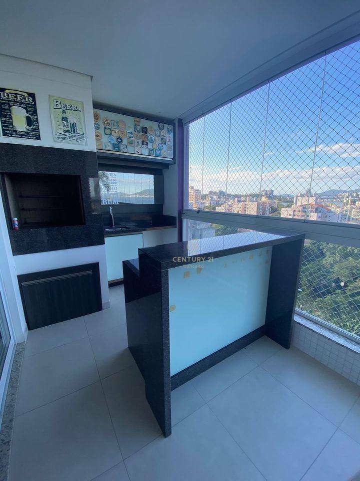 Apartamento à venda com 3 quartos, 151m² - Foto 5