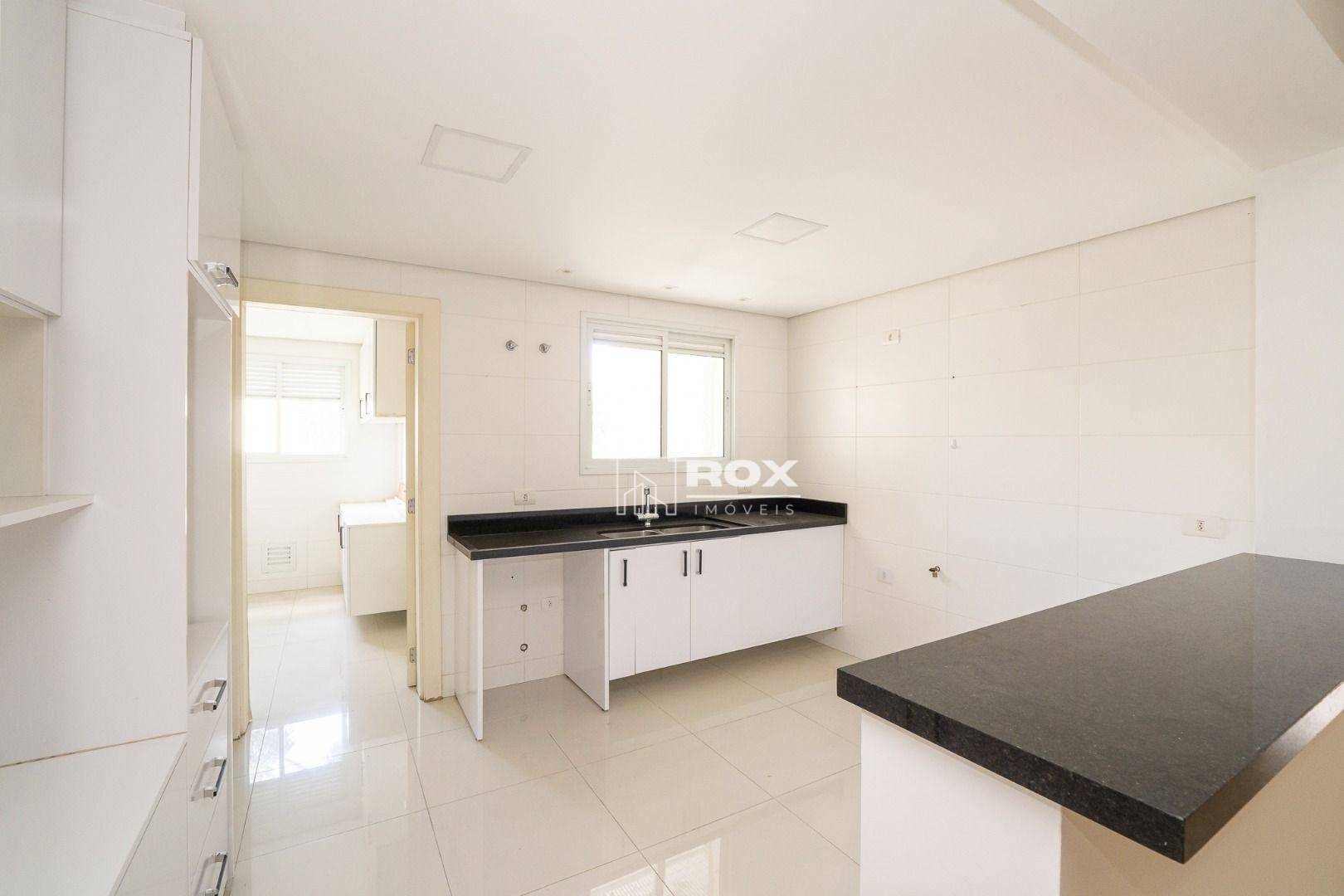 Apartamento à venda com 3 quartos, 125m² - Foto 9