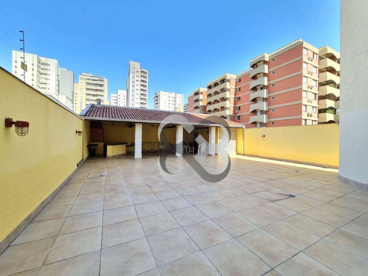 Apartamento para alugar com 4 quartos, 300m² - Foto 21