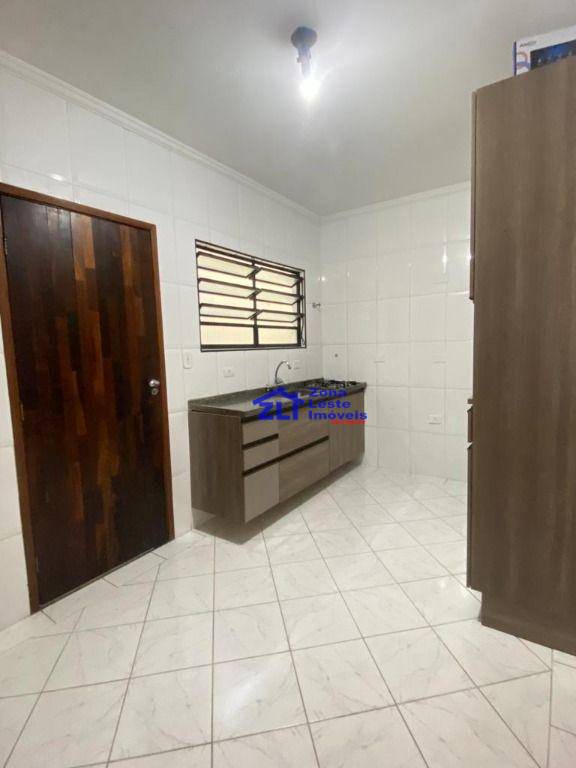 Sobrado para alugar com 2 quartos, 99m² - Foto 13