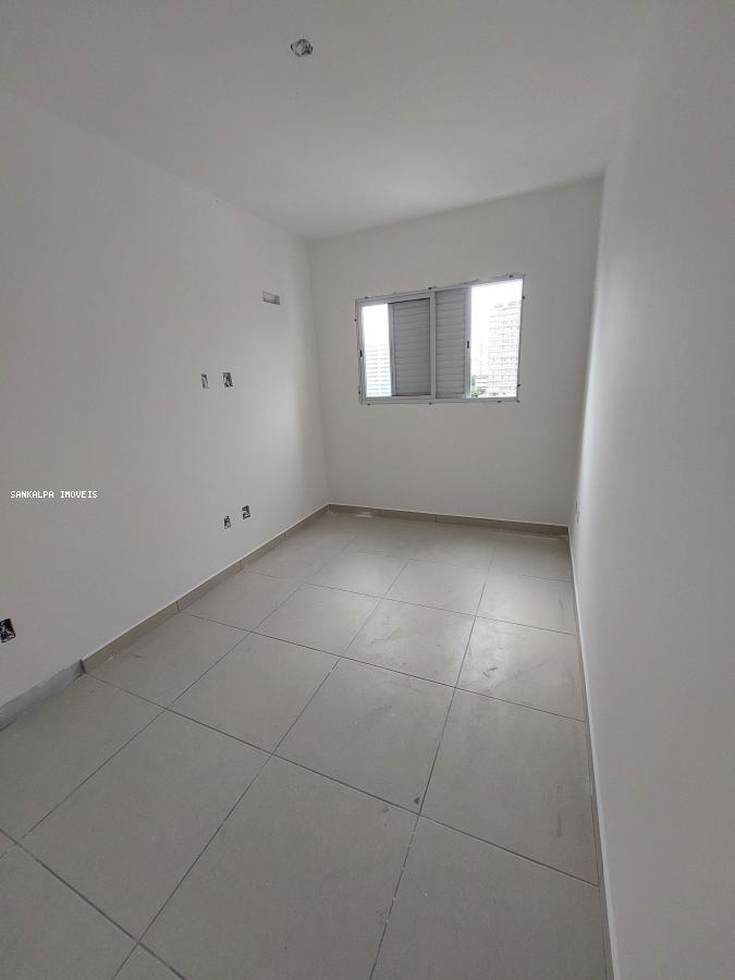 Apartamento à venda com 1 quarto, 40m² - Foto 2