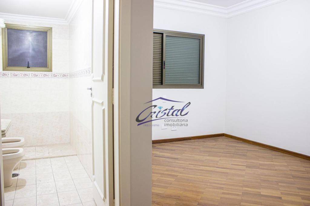 Apartamento à venda com 3 quartos, 247m² - Foto 12