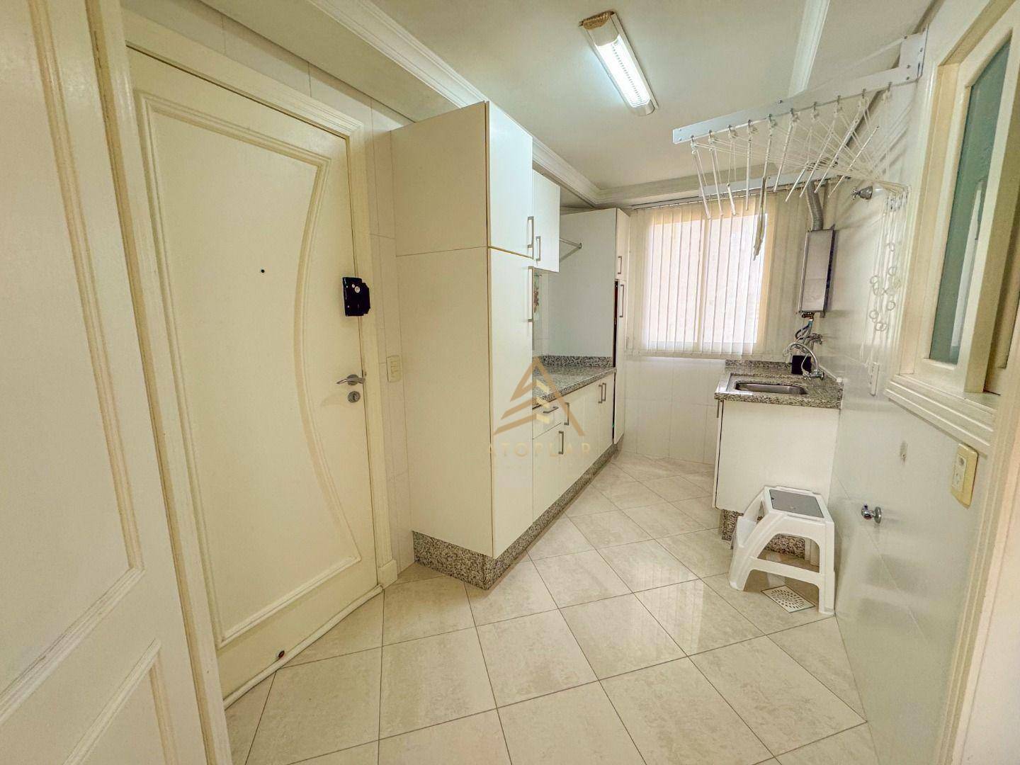 Apartamento à venda com 4 quartos, 179m² - Foto 12