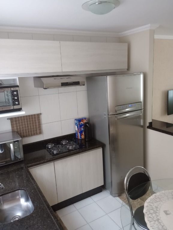 Sobrado à venda com 2 quartos, 61m² - Foto 1