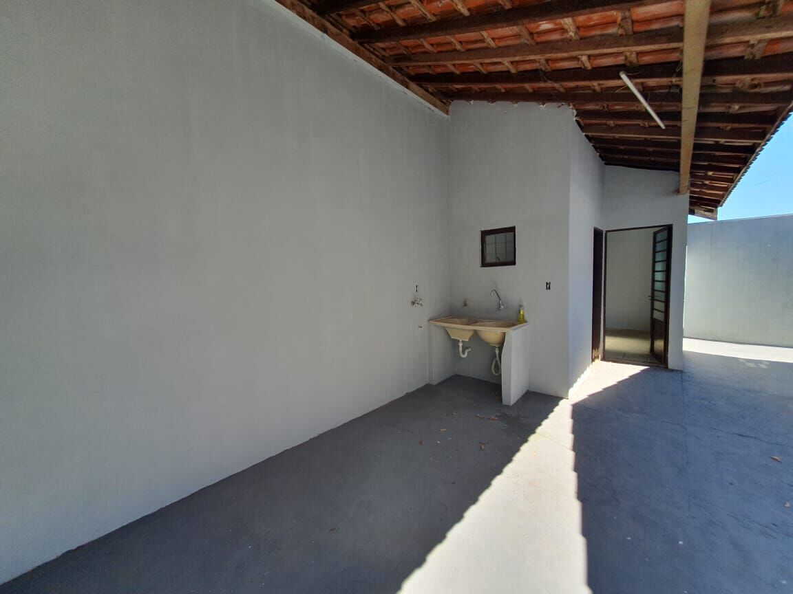 Casa à venda com 3 quartos, 180m² - Foto 5