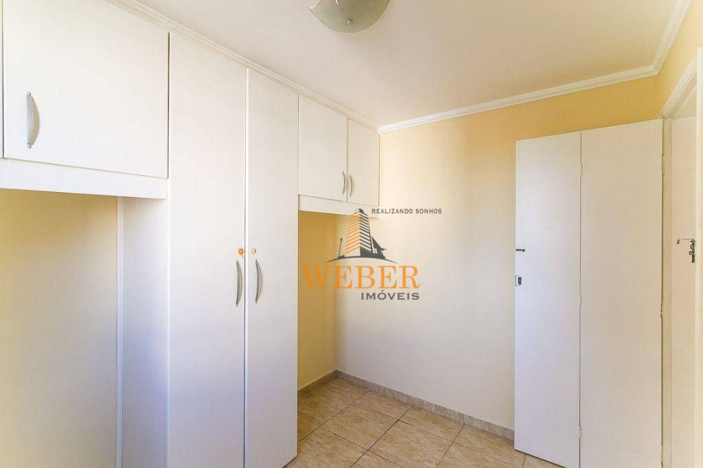 Apartamento à venda com 2 quartos, 40m² - Foto 17