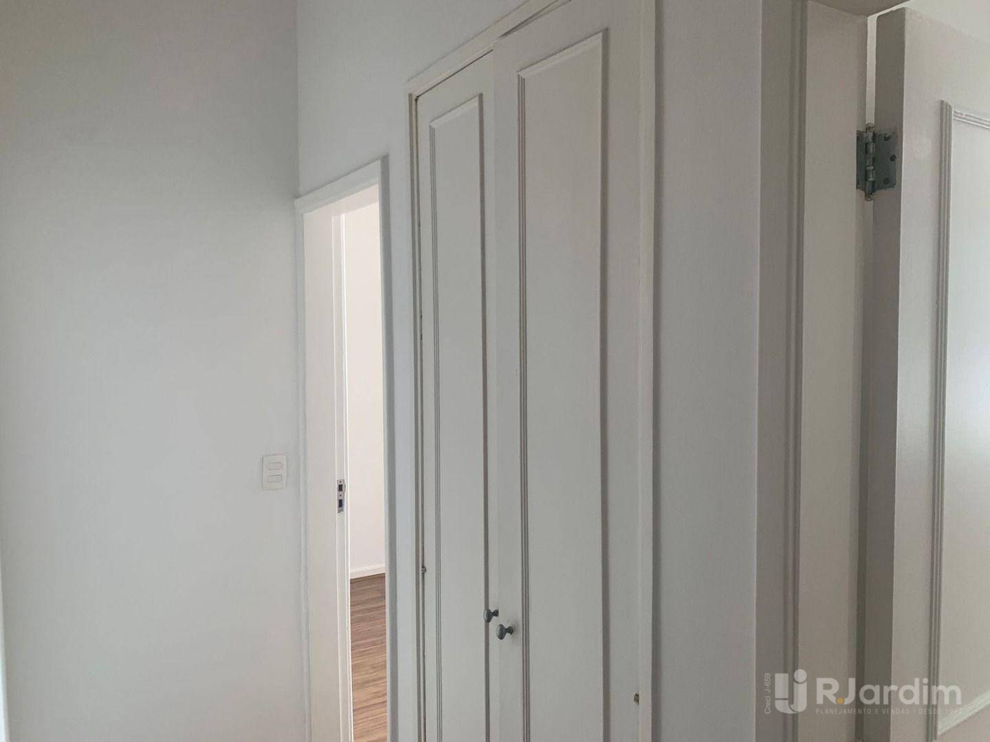 Apartamento à venda e aluguel com 4 quartos, 176m² - Foto 10