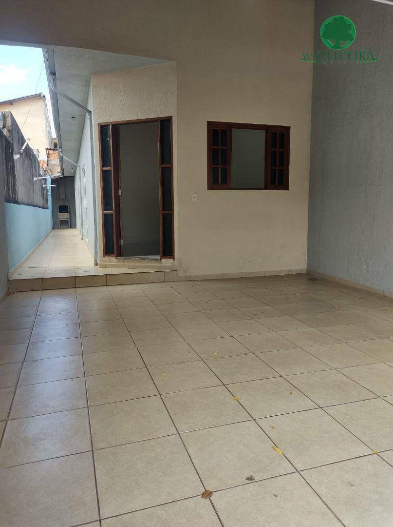 Casa à venda com 2 quartos, 105m² - Foto 1