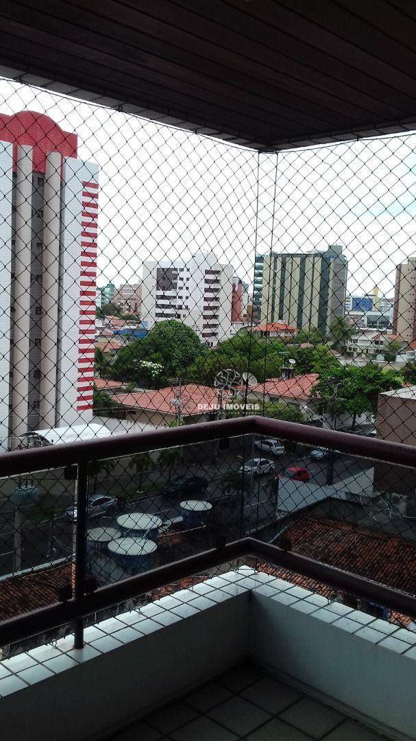 Apartamento para alugar com 3 quartos, 145m² - Foto 4