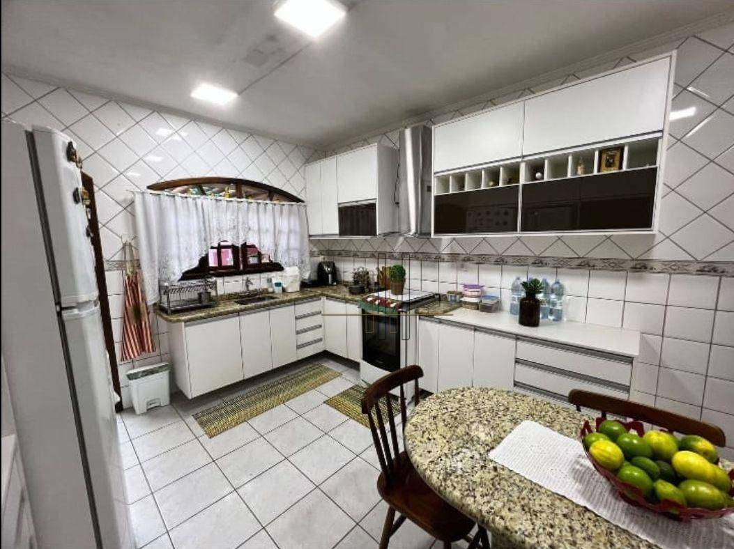 Sobrado à venda com 2 quartos, 95m² - Foto 5