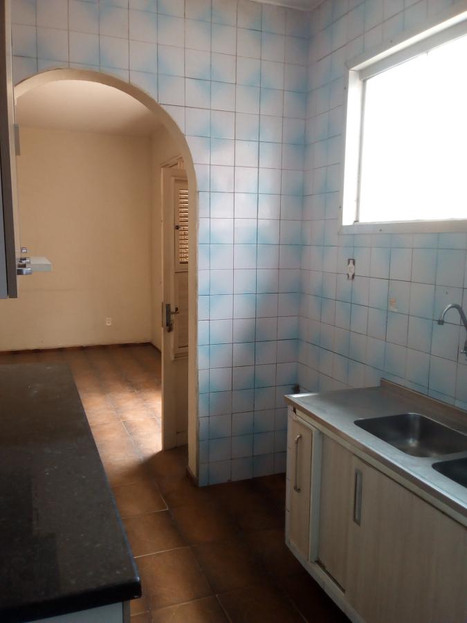 Casa à venda com 3 quartos, 240m² - Foto 18