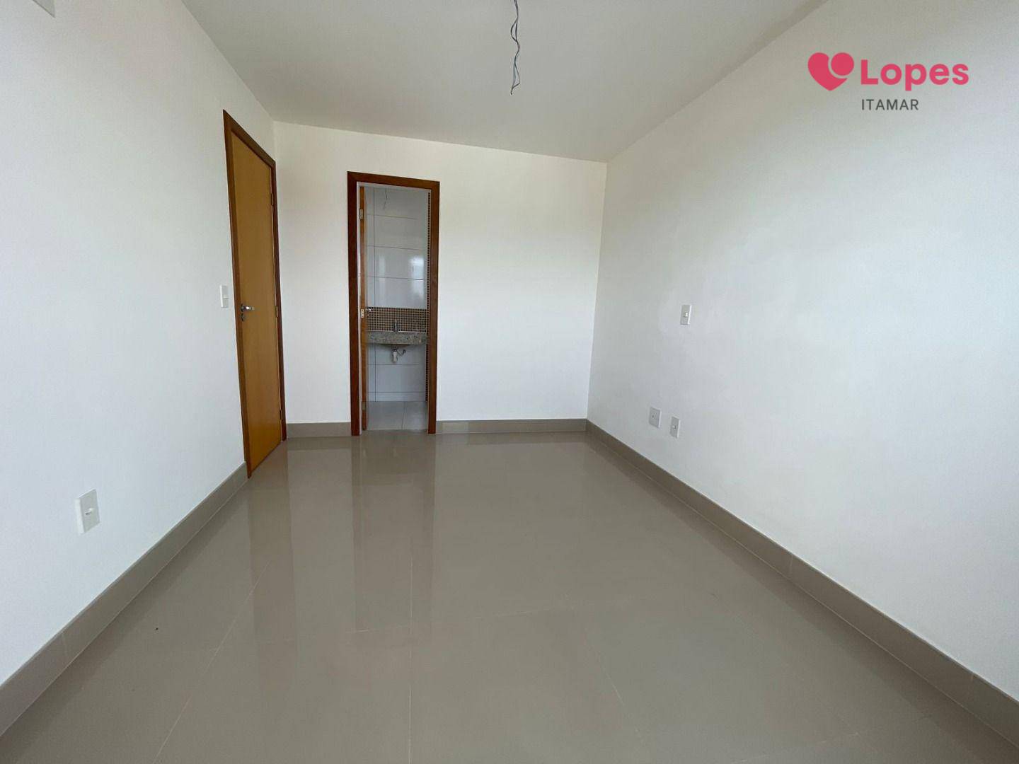 Apartamento à venda com 2 quartos, 70m² - Foto 6