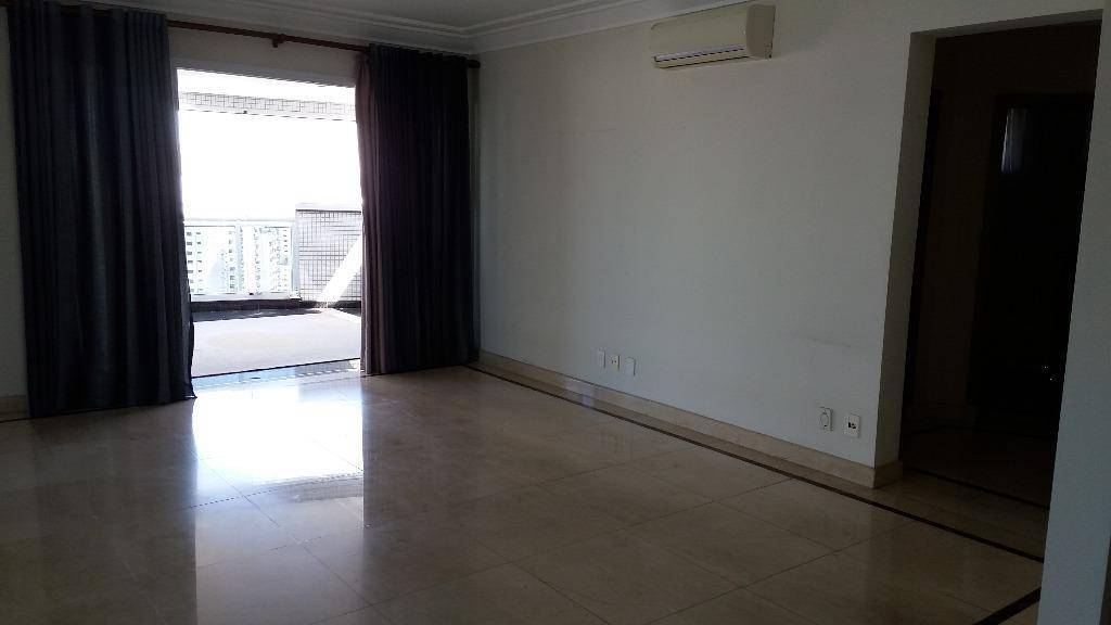 Apartamento à venda com 4 quartos, 257m² - Foto 4