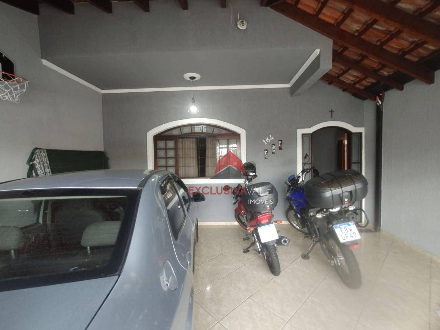 Casa à venda com 3 quartos, 154m² - Foto 1