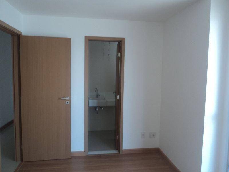 Apartamento à venda com 4 quartos, 251m² - Foto 10