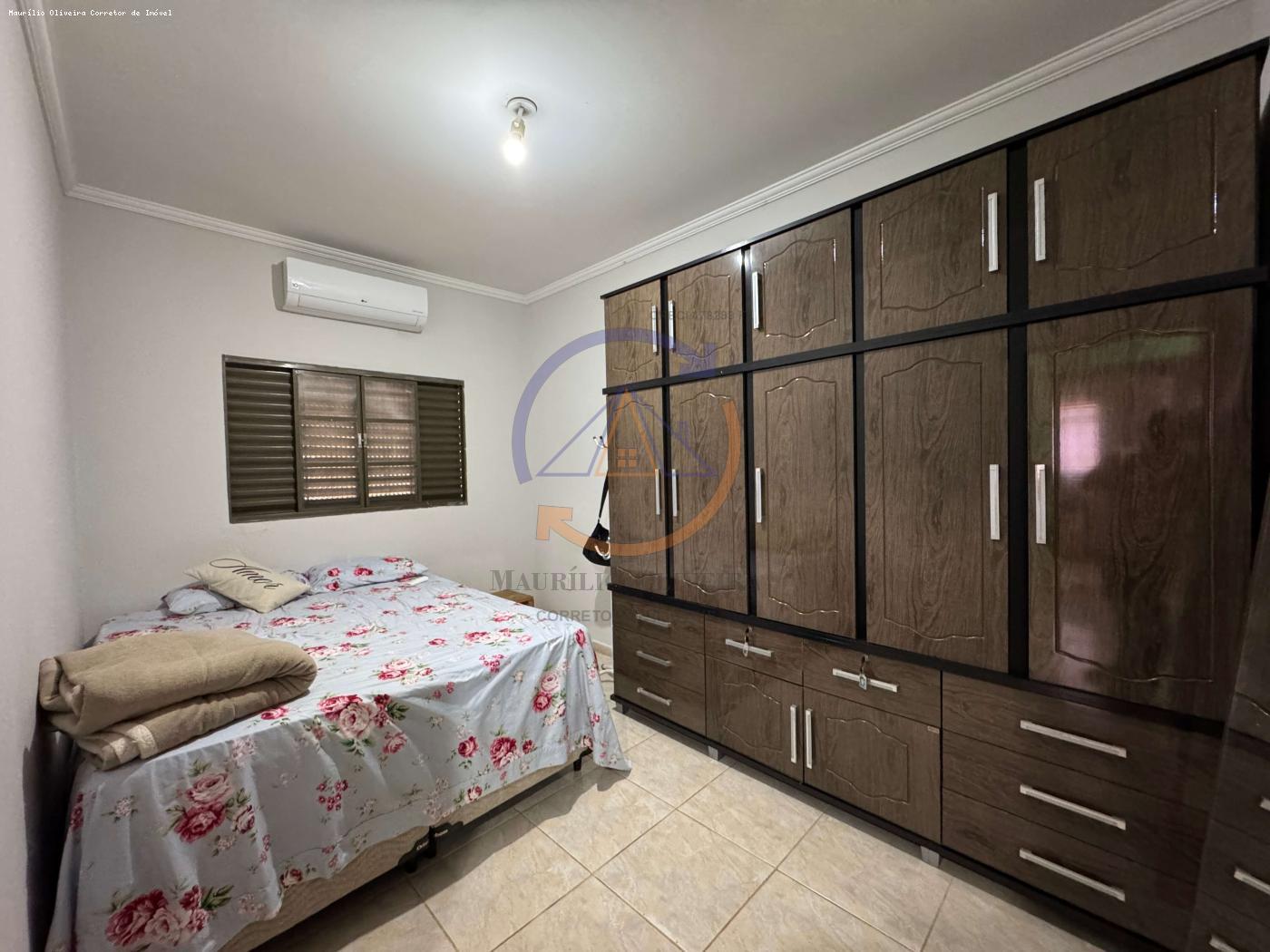 Casa à venda com 3 quartos, 200m² - Foto 8