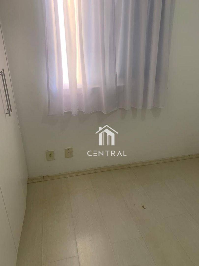 Apartamento à venda com 2 quartos, 60m² - Foto 35