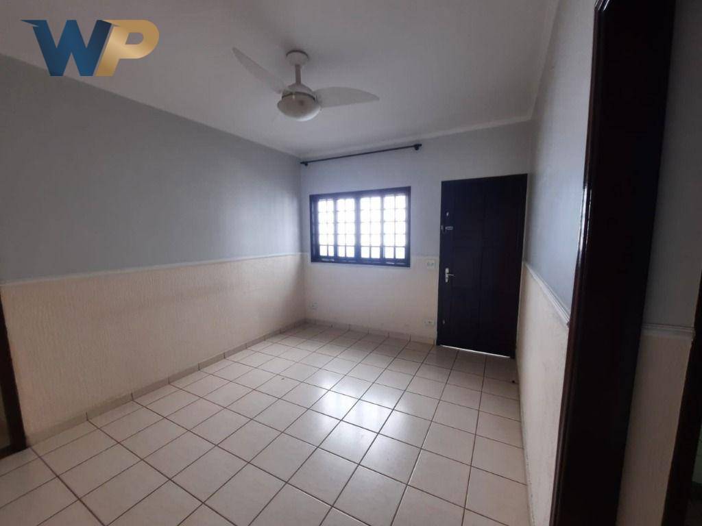 Casa à venda com 5 quartos, 180m² - Foto 7