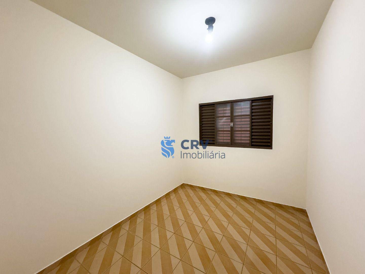 Casa para alugar com 3 quartos, 70m² - Foto 8