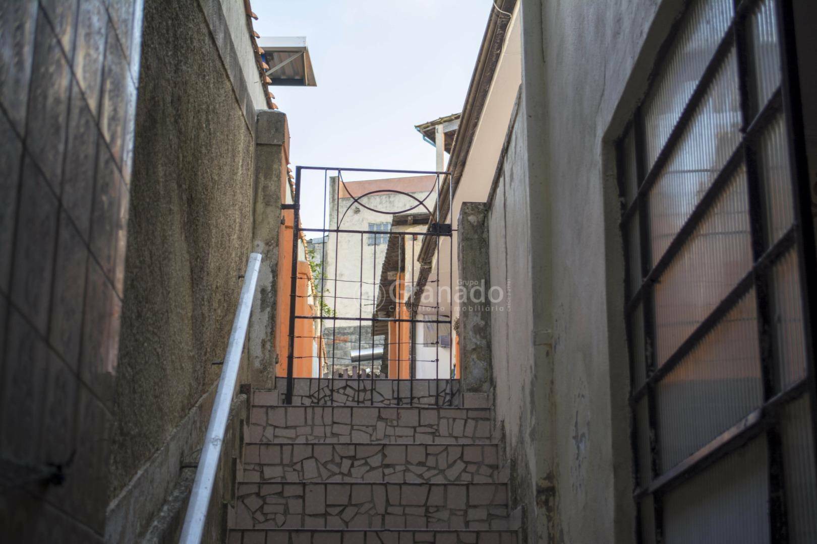 Casa à venda com 6 quartos, 584m² - Foto 12