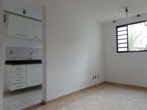 Apartamento à venda com 2 quartos, 49m² - Foto 3