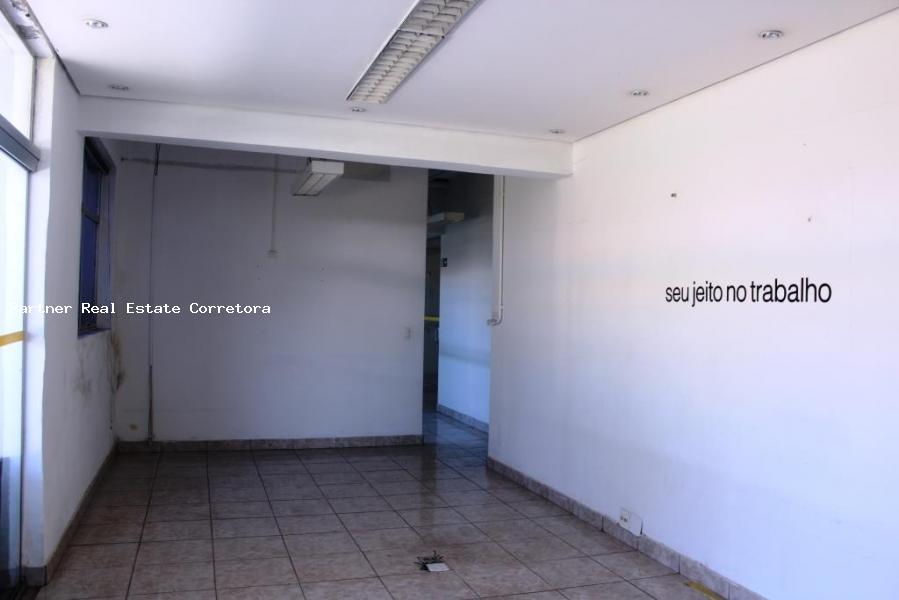 Depósito-Galpão-Armazém para alugar, 1470m² - Foto 35