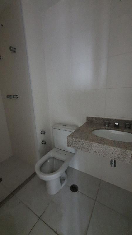 Apartamento à venda com 2 quartos, 68m² - Foto 9