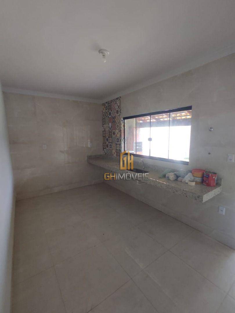 Casa à venda com 2 quartos, 90m² - Foto 5