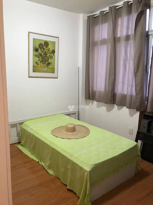 Apartamento à venda com 4 quartos, 140m² - Foto 8