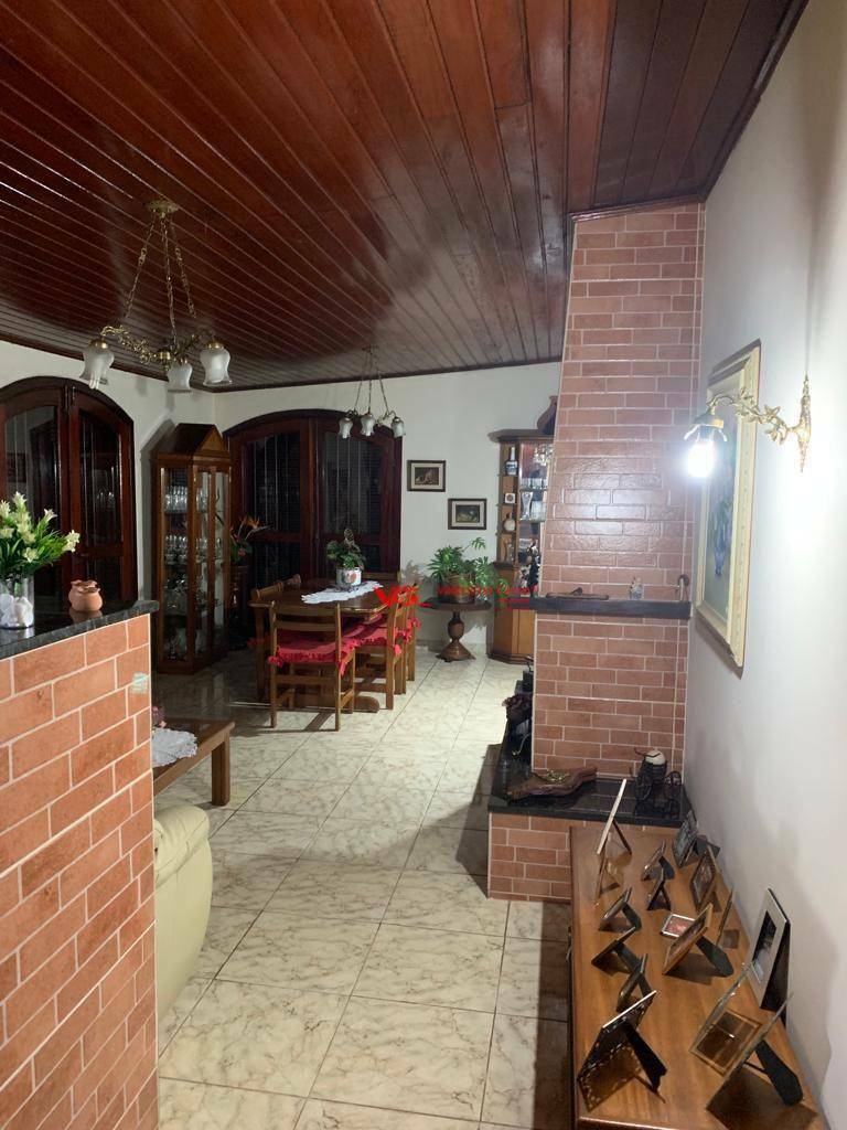 Chácara à venda com 4 quartos, 450m² - Foto 13