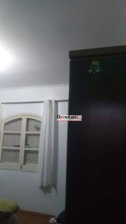Sobrado à venda com 3 quartos, 190m² - Foto 11
