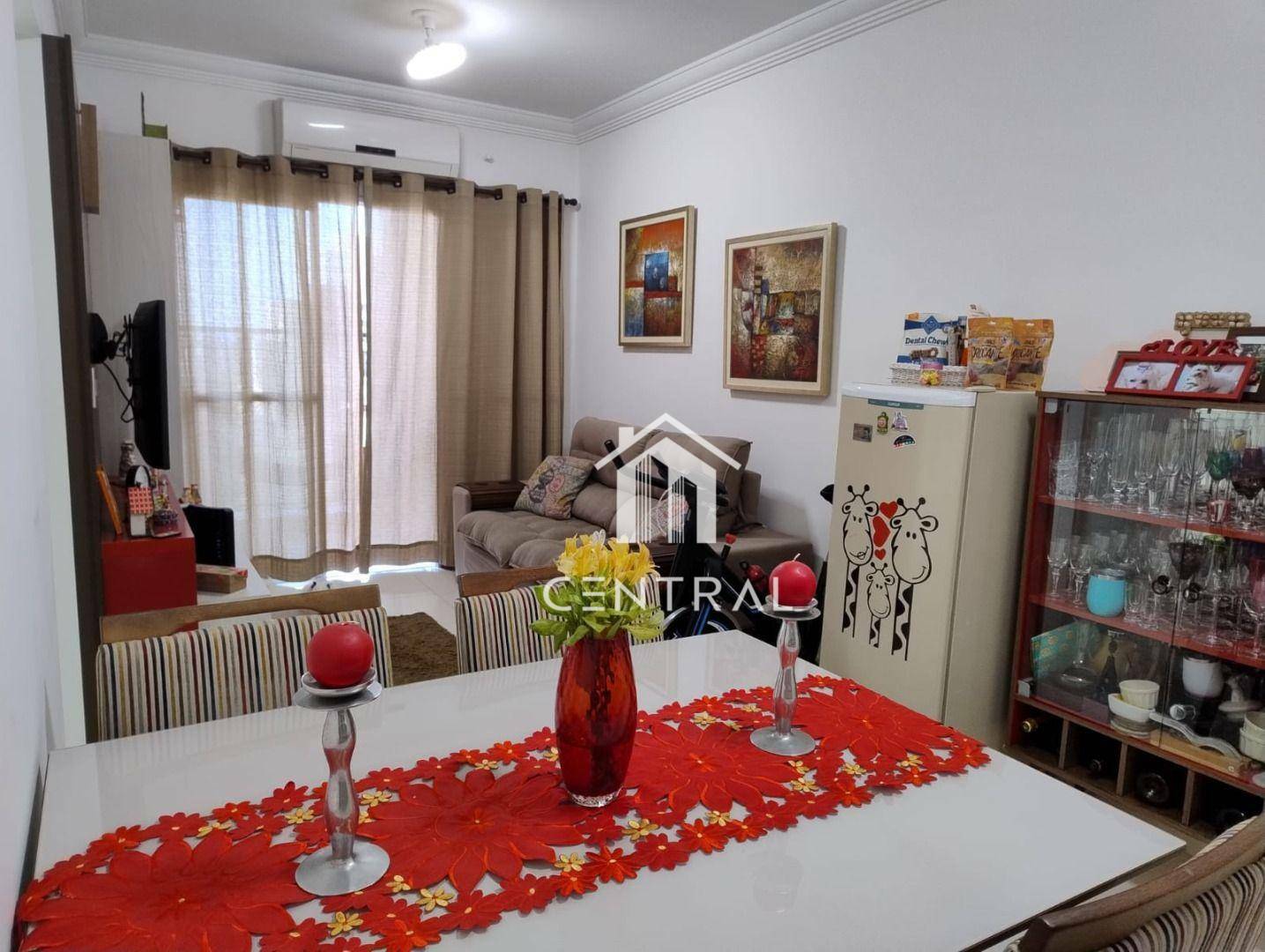 Apartamento à venda com 2 quartos, 64m² - Foto 4