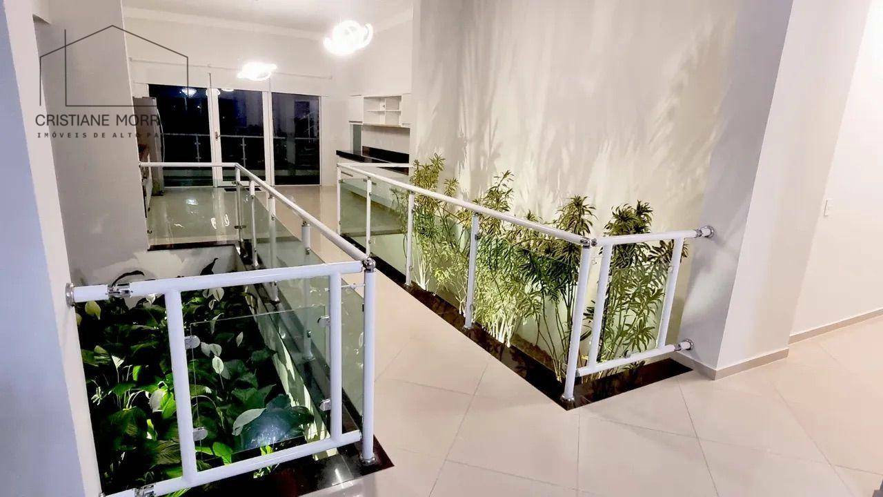 Casa de Condomínio à venda com 4 quartos, 600m² - Foto 2