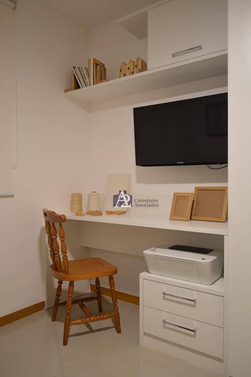 Apartamento à venda com 2 quartos, 80m² - Foto 9