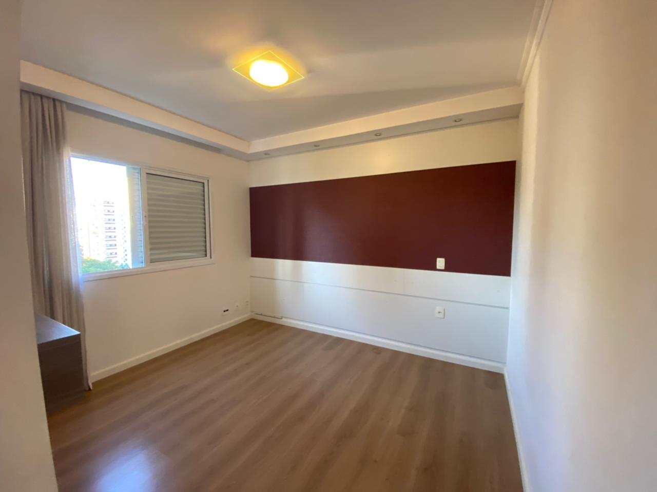 Apartamento à venda com 3 quartos, 154m² - Foto 3