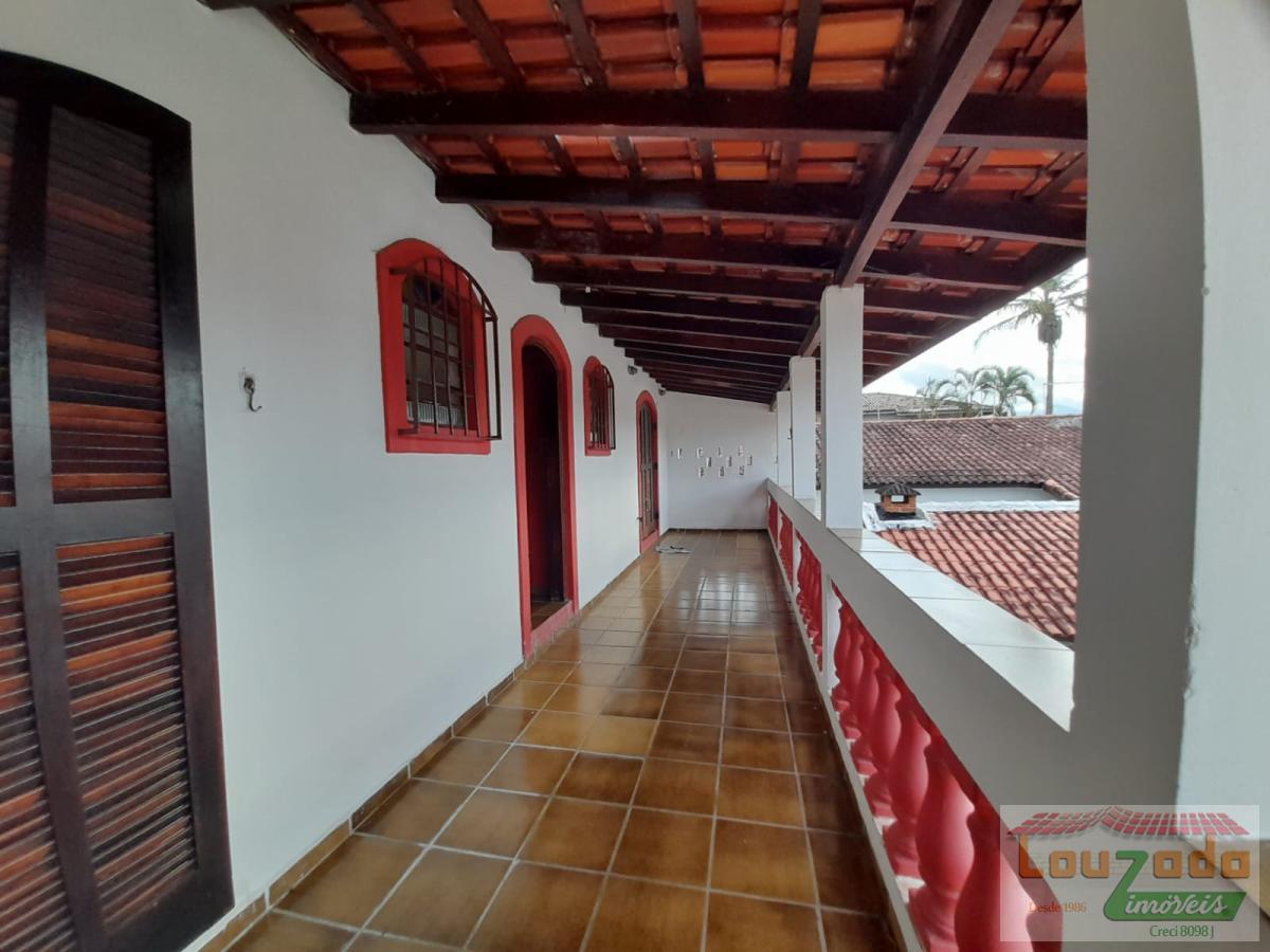 Casa à venda com 3 quartos, 300m² - Foto 10